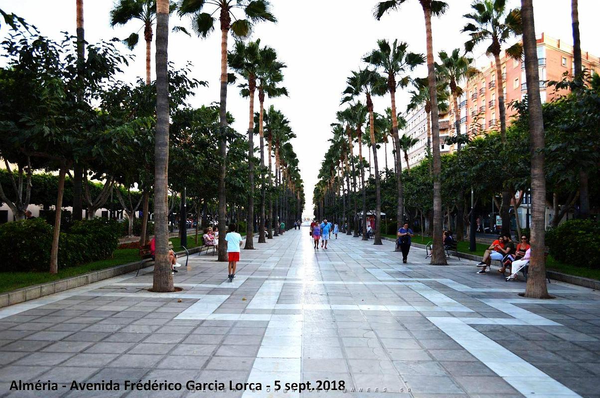 13 ALMERIA - RAMBLA FREDERICO GARCIA LORCA (37).JPG